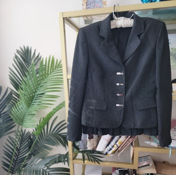 Anne Klein Pleated 2 Piece Skirt Suit - Women's Size 4 - Picture 2 of 8